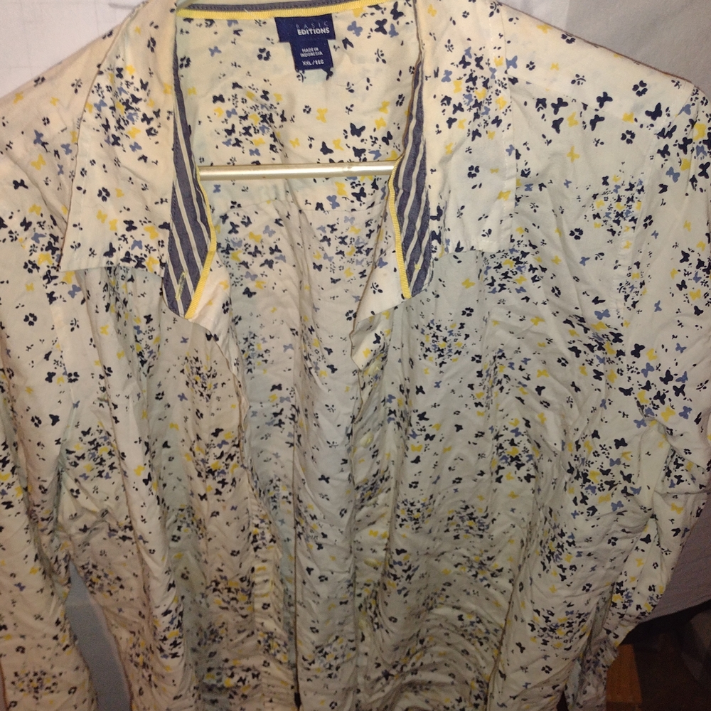 Basic Editions Men's Floral Jacket - Cream and Blue